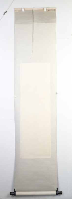 (4)