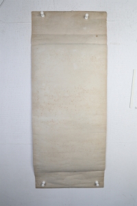 (4)