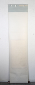 (4)