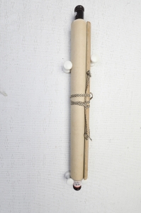 (5)