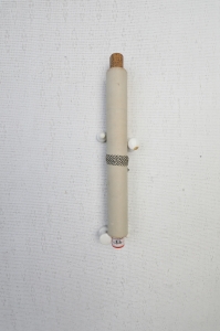 (5)