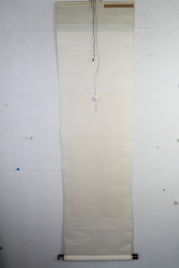 (4)