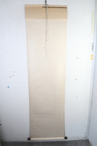 (4)