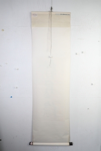 (4)