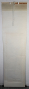 (4)