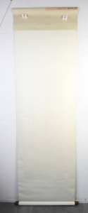 (4)